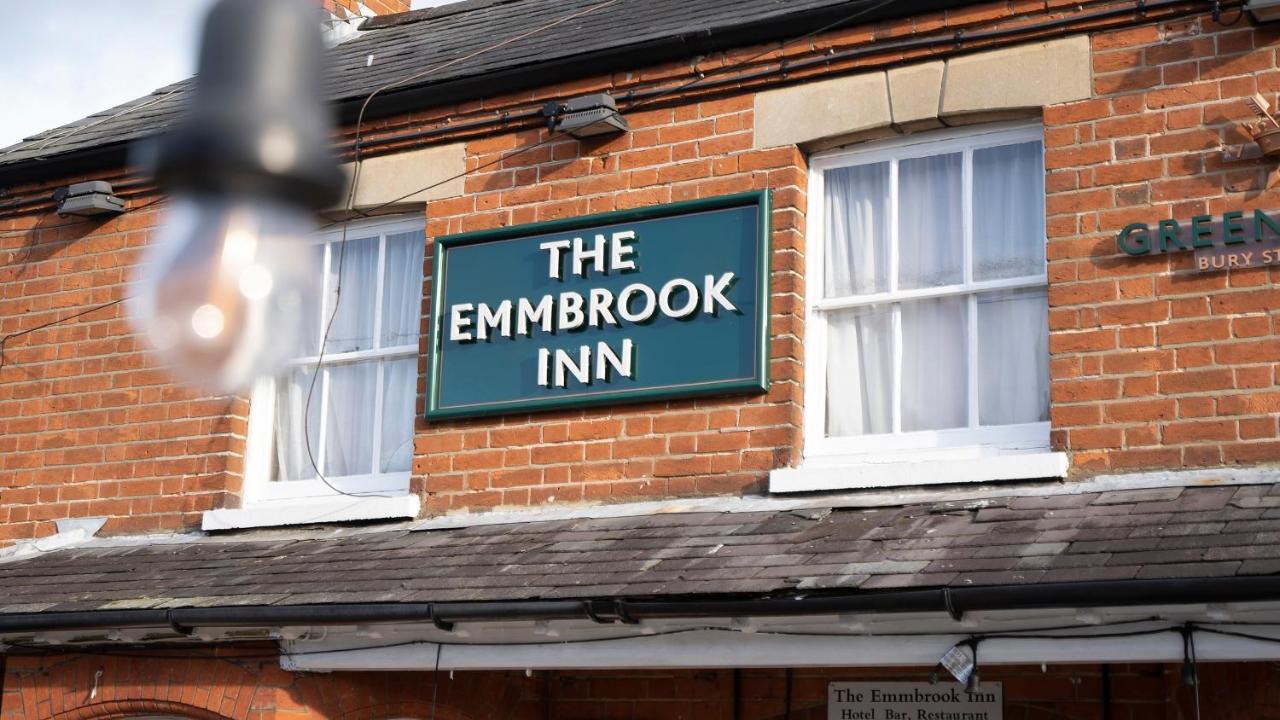 ווקינגהאם The Emmbrook Inn Hotel מראה חיצוני תמונה